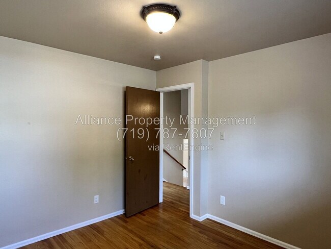 Building Photo - 1345 Pike Dr