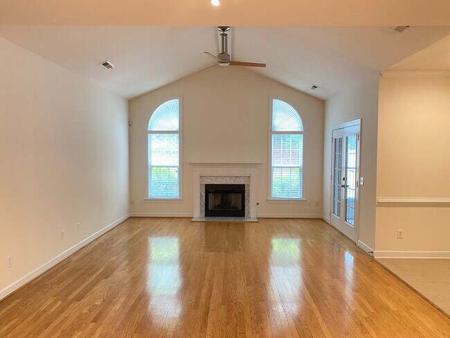 Building Photo - 4700 Ludwell Branch Ct