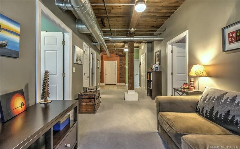 Building Photo - 145 Canal St