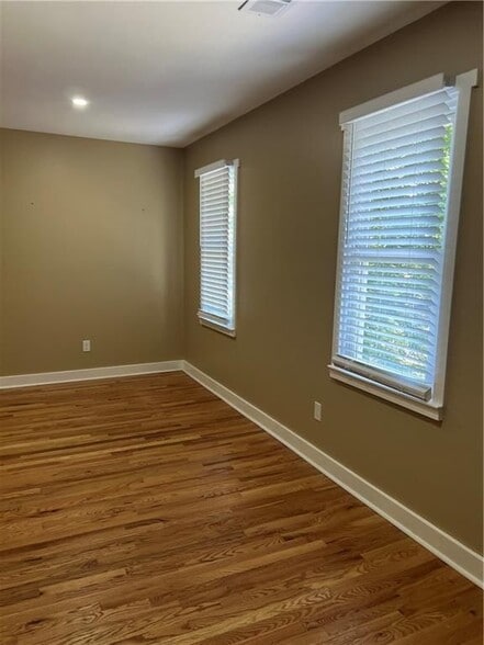 Building Photo - 2799 Brookcliff Landing NE