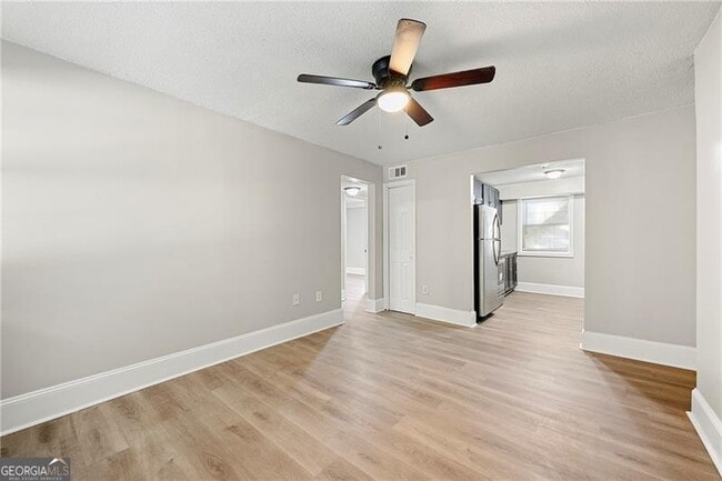 Building Photo - 156 Fairfield Pl NW