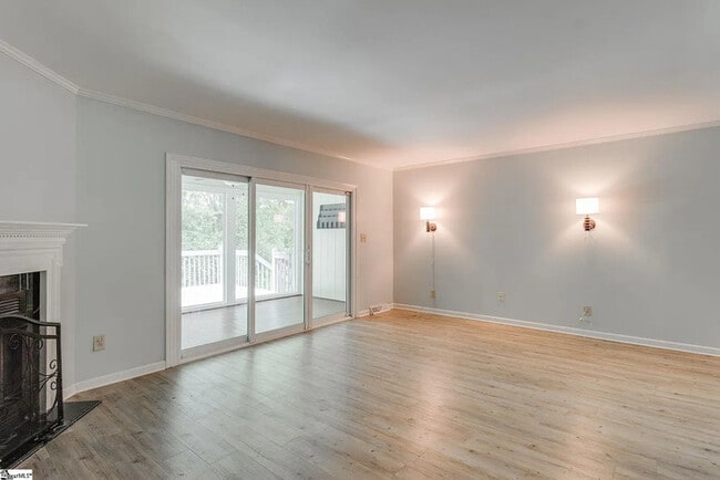 Building Photo - 9 Hillington Pl