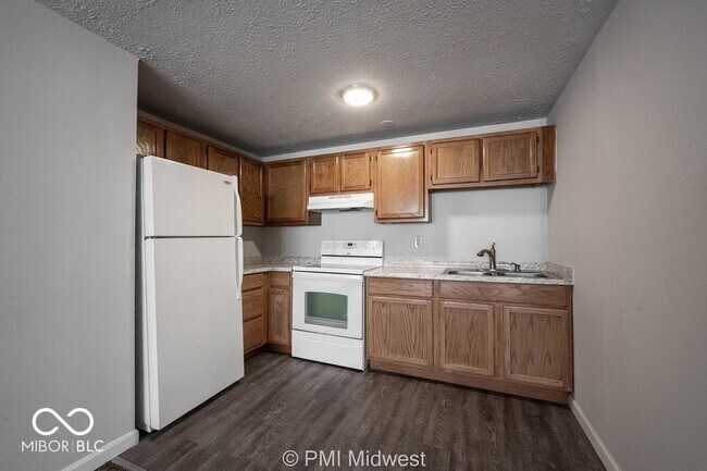 Building Photo - 3736 N Meridian St