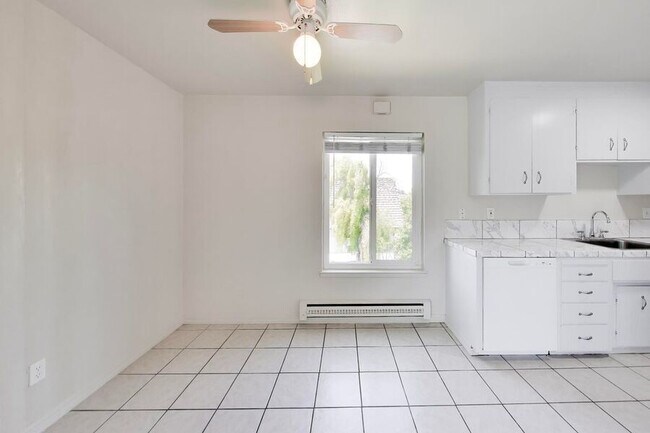 Building Photo - 1281 Ayala Dr