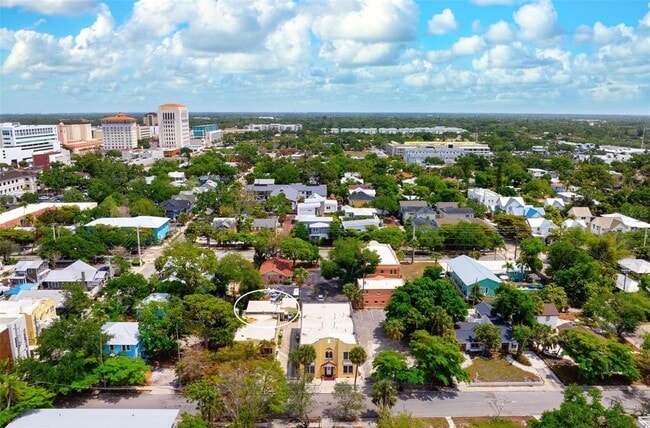 Building Photo - 321 Ohio Pl