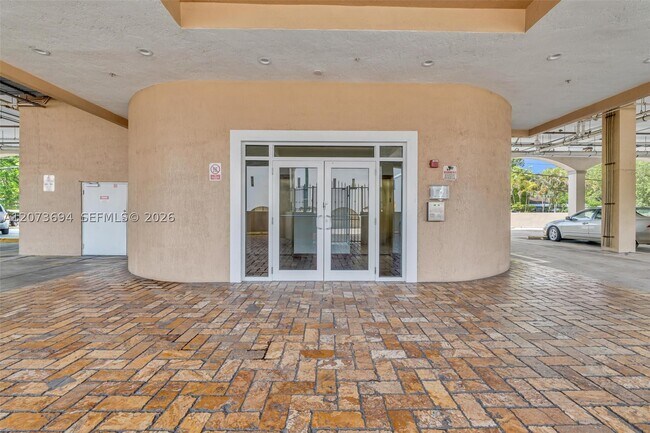 Building Photo - 5271 SW 8th St