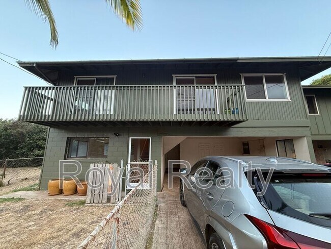 Building Photo - 219 W Waiko Rd