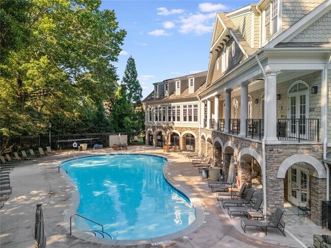 Building Photo - 200 River Vista Drive