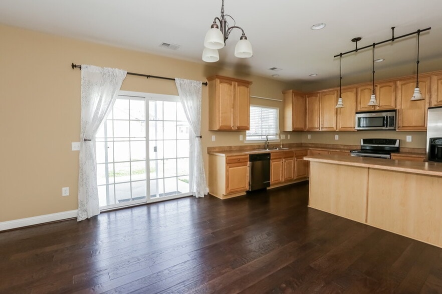 Building Photo - 4700 Kiddle Ln