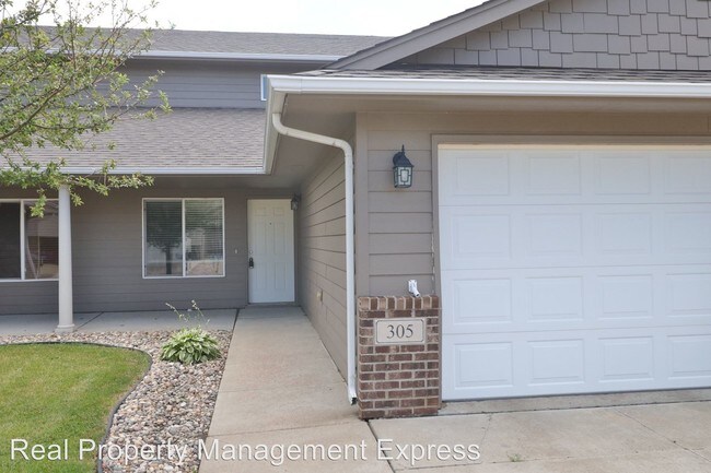 Building Photo - 3 br, 2 bath House - 305 Jerry Place