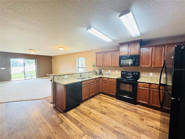 Building Photo - 1090 Woodlark Dr