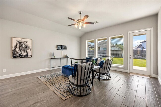 Building Photo - 2162 Wildrye Ln