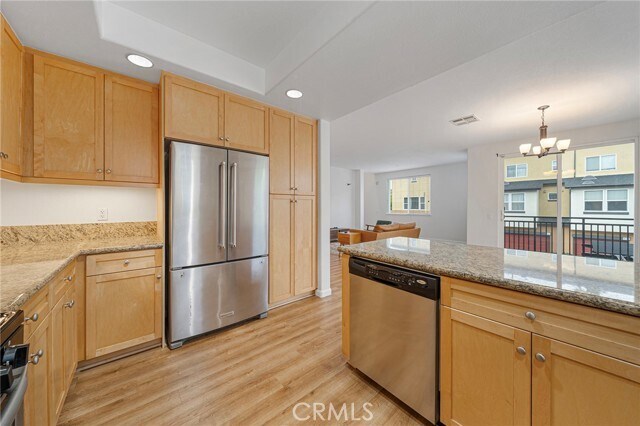 Building Photo - 8620 Belford Ave