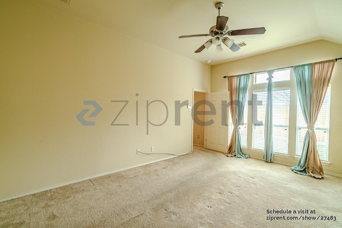 Building Photo - 4415 Sierra Point Dr