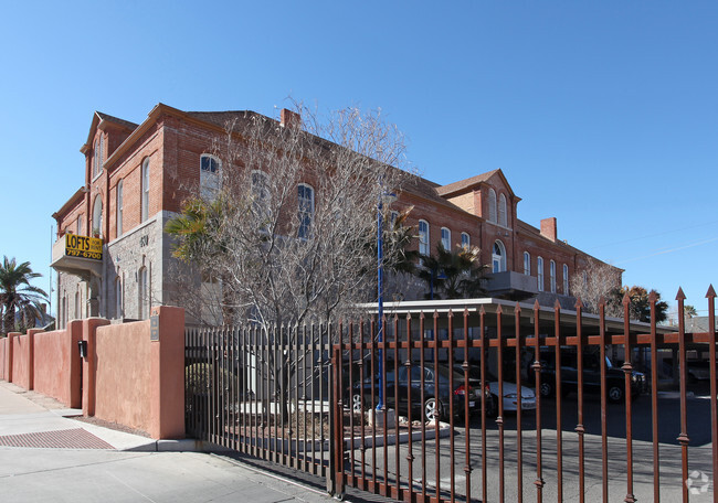 Building Photo - Academy Lofts