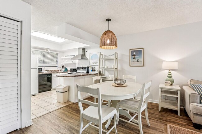 Building Photo - 130 Ocean Hibiscus Dr