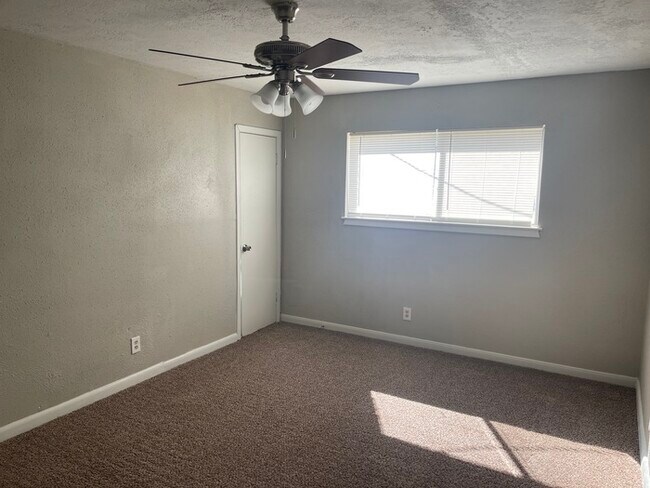 Building Photo - 5458 Osprey Dr. Houston, TX 77048