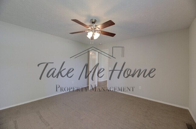 Building Photo - 3 Bedroom in Republic!