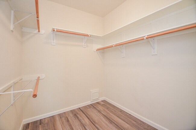 Building Photo - 23615 Banning Point Ct