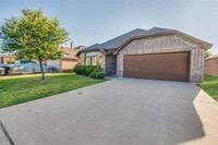 Building Photo - 347 Creekside Way
