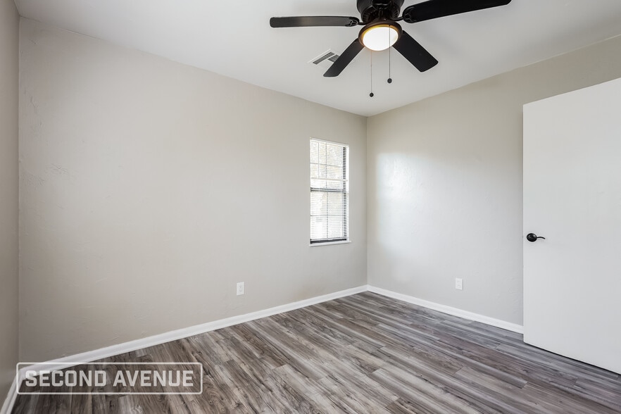 Building Photo - 1400 Marydale Ave