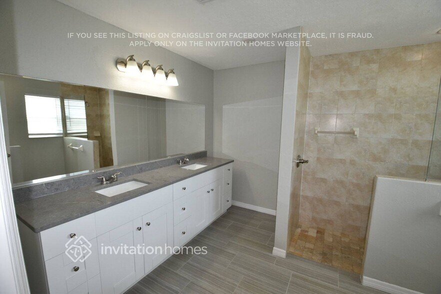 Building Photo - 1187 Desmond St