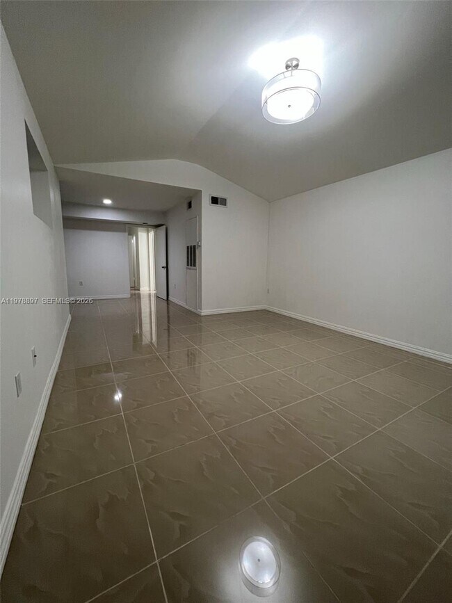 Building Photo - 15581 SW 104th Terrace