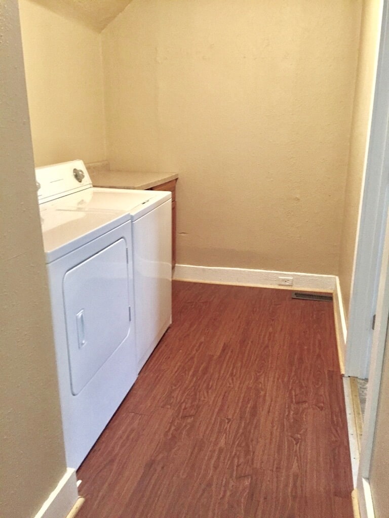 Building Photo - 1101 S Dewey St