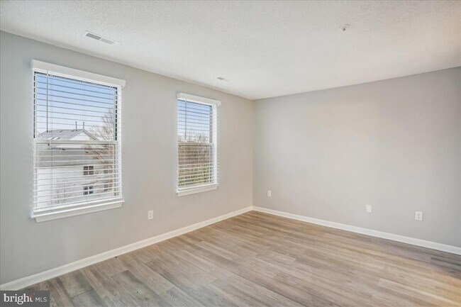 Building Photo - 12901 Churchill Ridge Cir