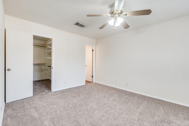 Building Photo - 8811 Breezefield