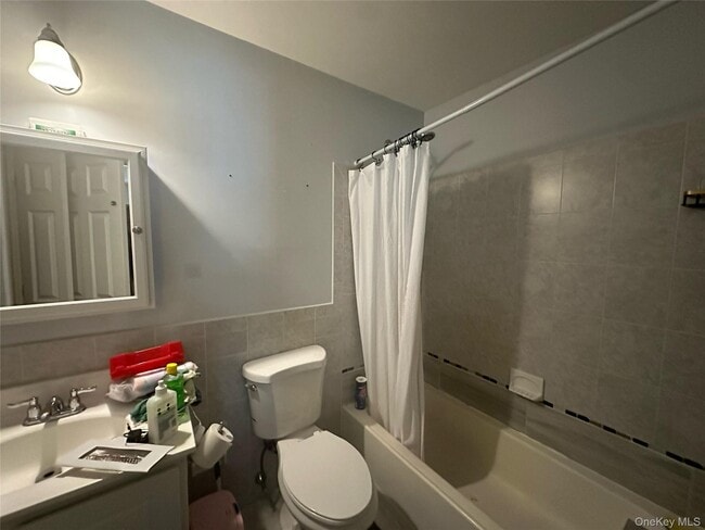 Building Photo - 440 Highland Ave