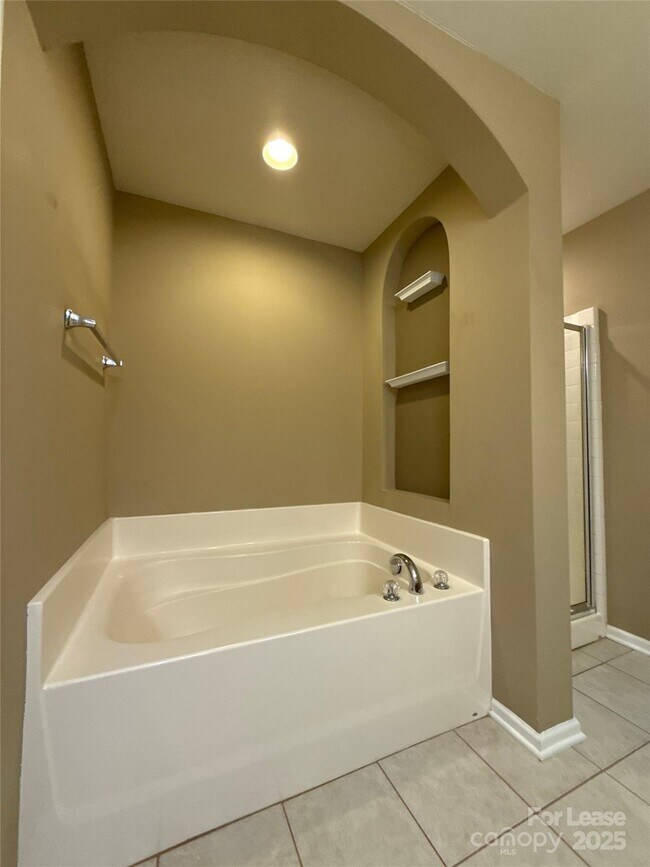 Building Photo - 9245 Belcaro Ln