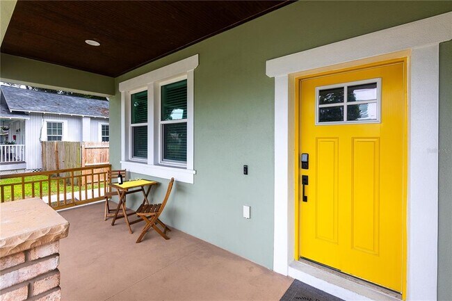 Building Photo - 507 E Paris St