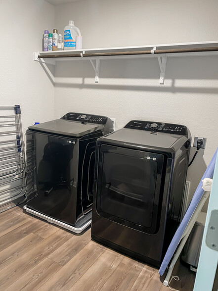 Laundry room with full size washer & dryer - 897 Lone Peak Way