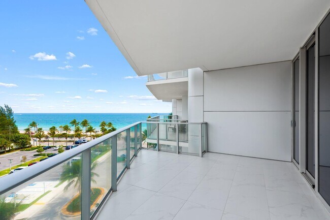 Building Photo - 701 N Fort Lauderdale Beach Blvd