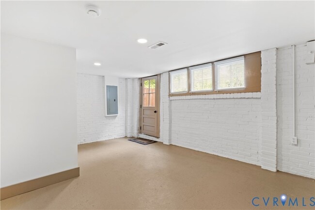 Building Photo - 4341 Lafon St