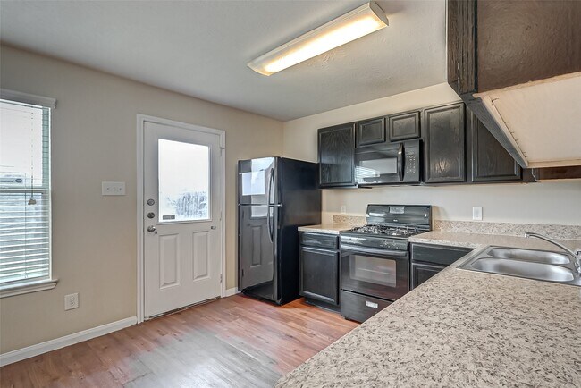 Building Photo - 838 Darbydale Crossing Ln