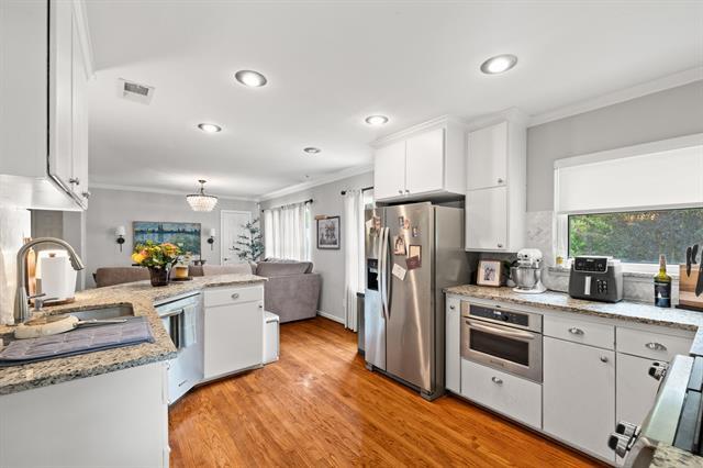Building Photo - 6616 Pimlico Dr
