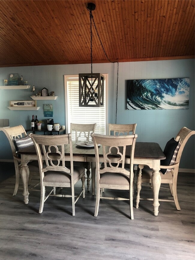 Building Photo - 4308 Spanish Main