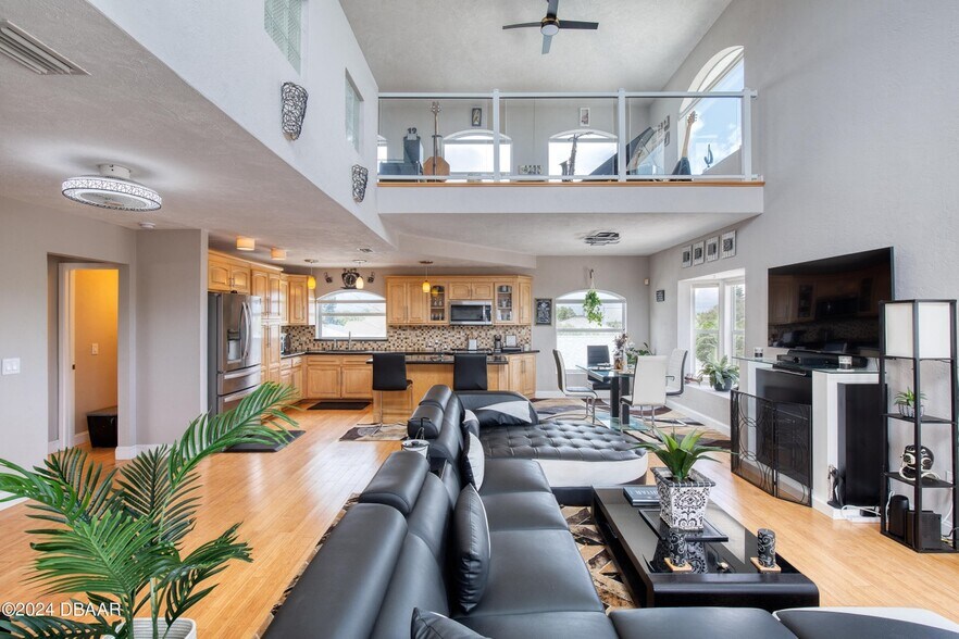 Building Photo - 100 Marlin Dr