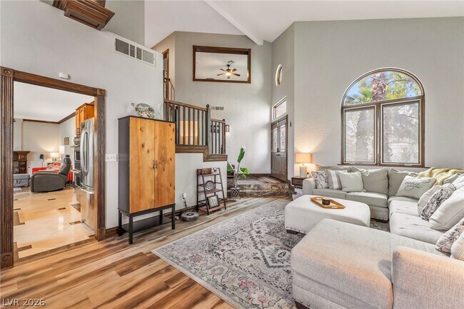 Building Photo - 9248 Evergreen Canyon Dr