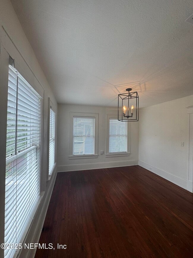Building Photo - 2778 Herschel St