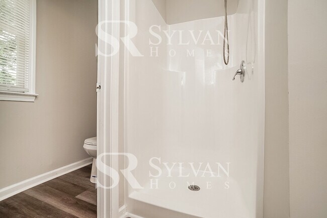 Building Photo - Living where You Love is Good for your Heart!