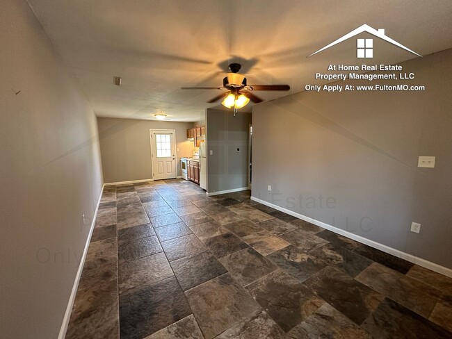 Building Photo - 107 Spruce Dr