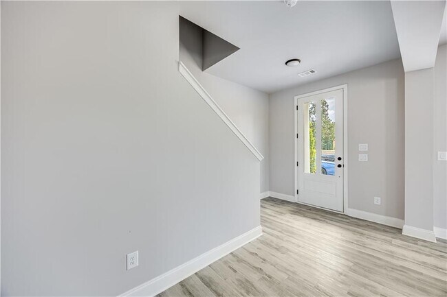 Building Photo - 1008 Flannery Row