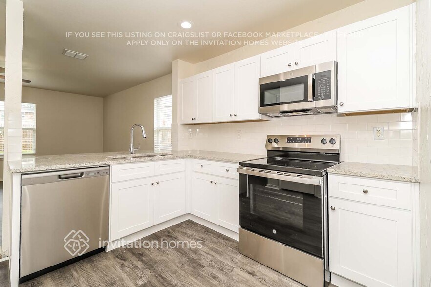 Building Photo - 1817 Diamond Lake Trail