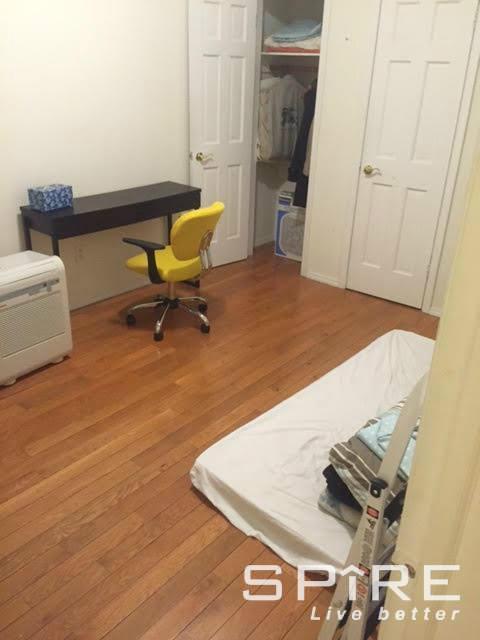 Building Photo - 2 bedroom in SUNNYSIDE NY 11104