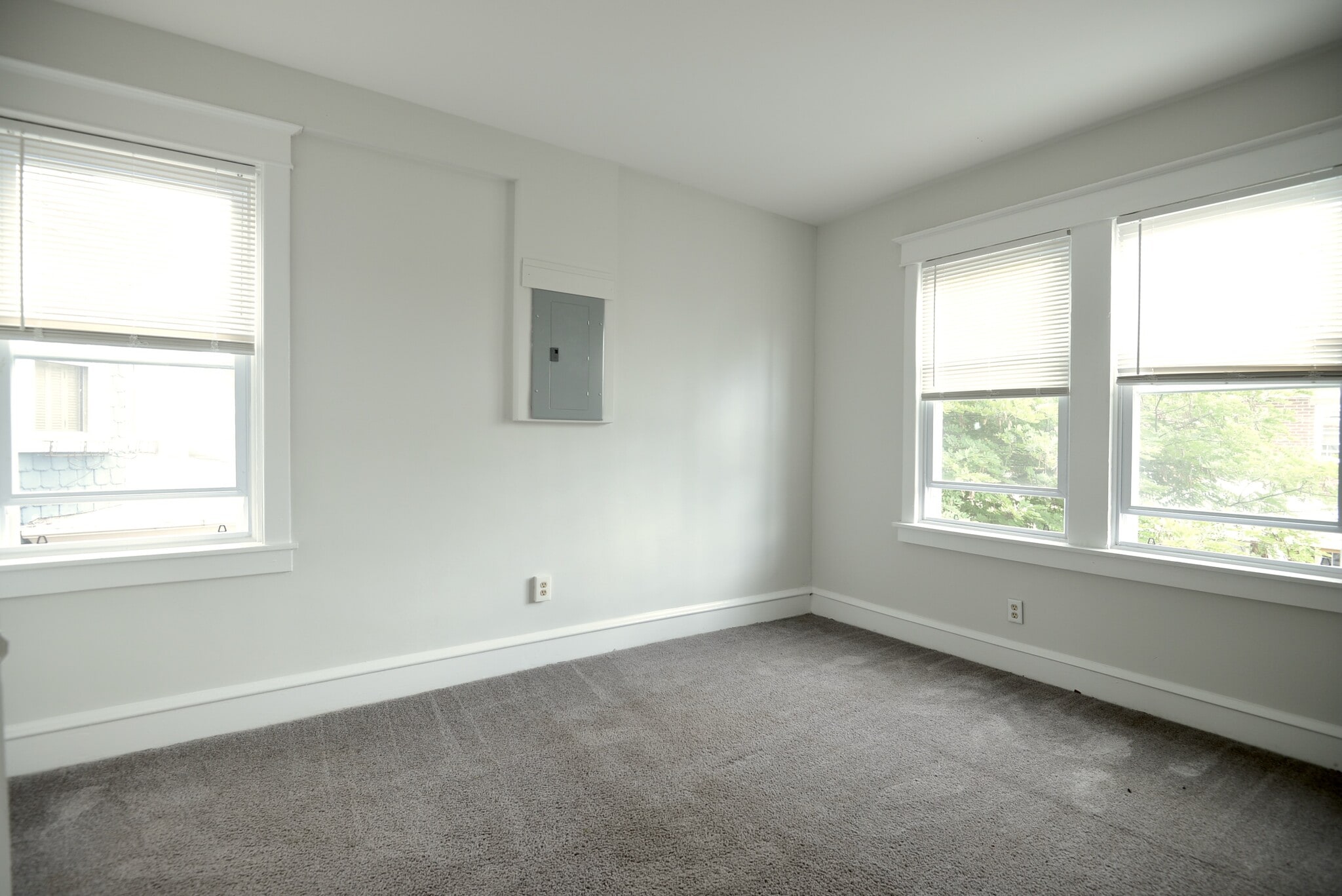 Bedroom - 600 W 26th St
