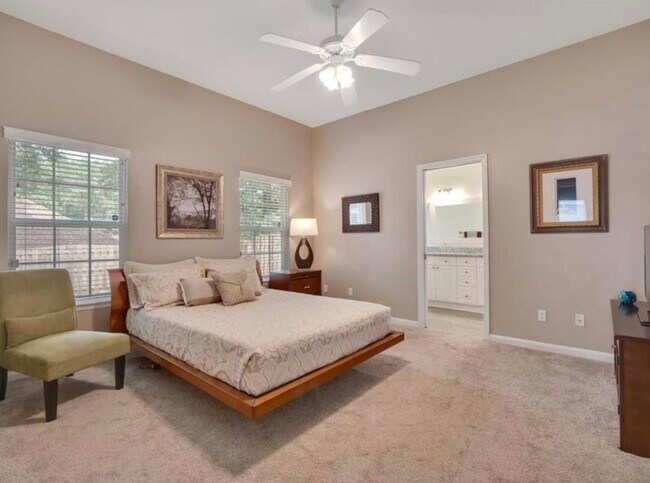 Building Photo - 9405 Windam Way