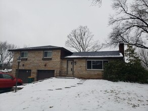 Building Photo - 343 Goldsmith Rd